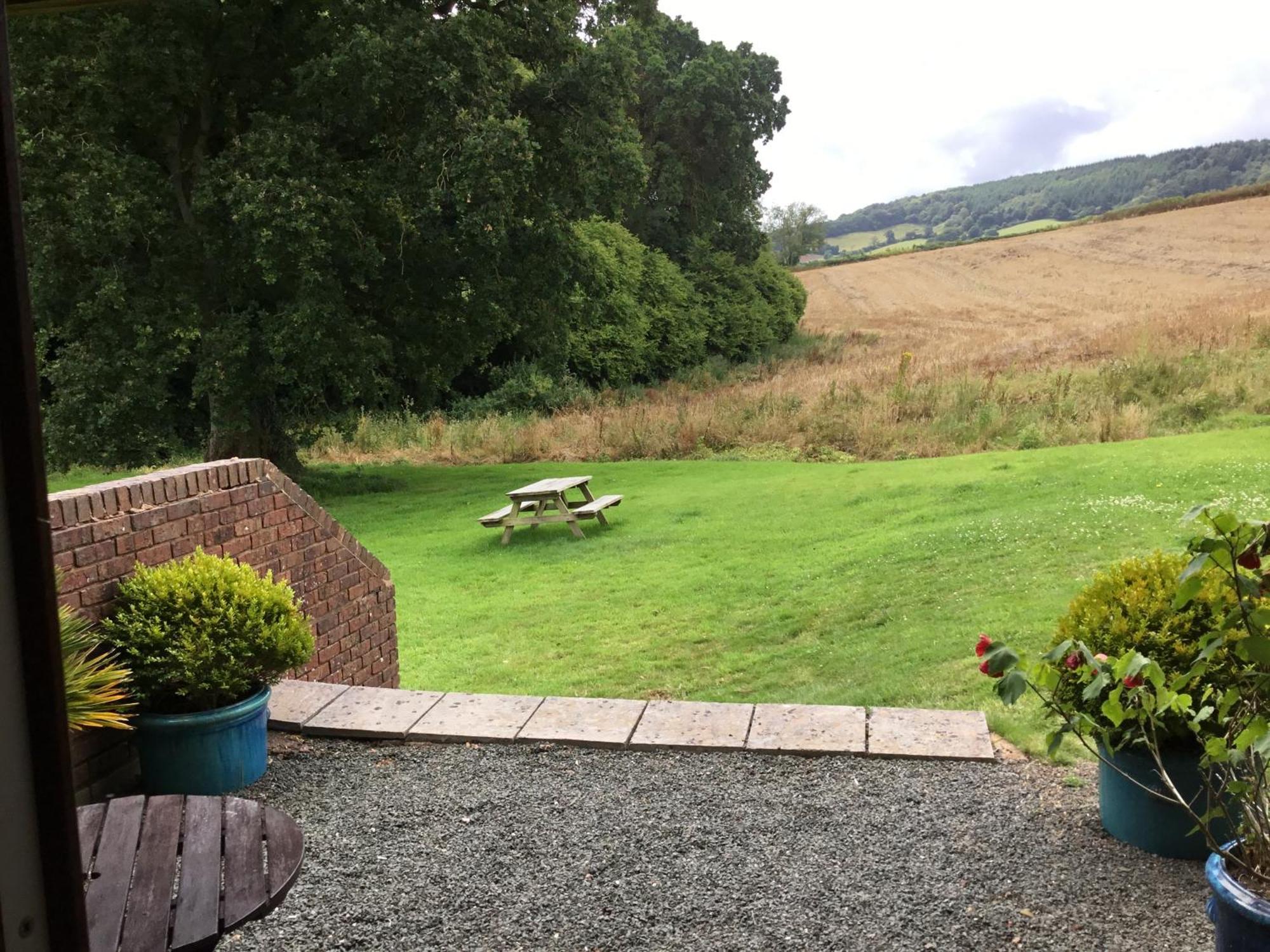 Lower Thornton Farm Exeter Buitenkant foto